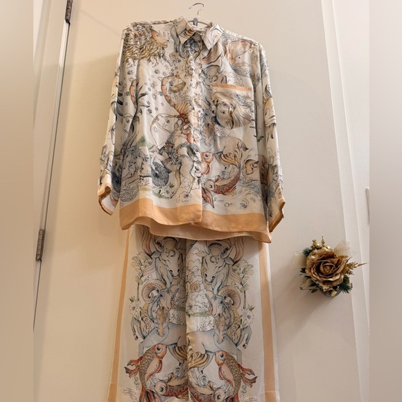 Zara Beige Zodiac Print  Set - Picture 3 of 7